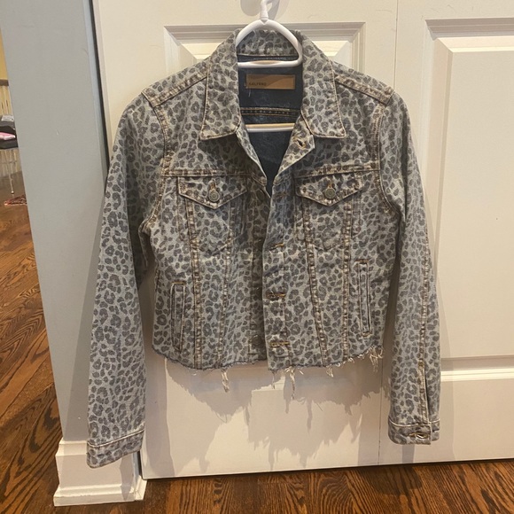 GRLFRND CARA LEOPARD PRINT CROPPED DENIM - Picture 1 of 10